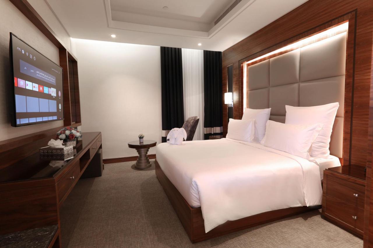 Weekend Hotel Sari Jeddah Exterior photo