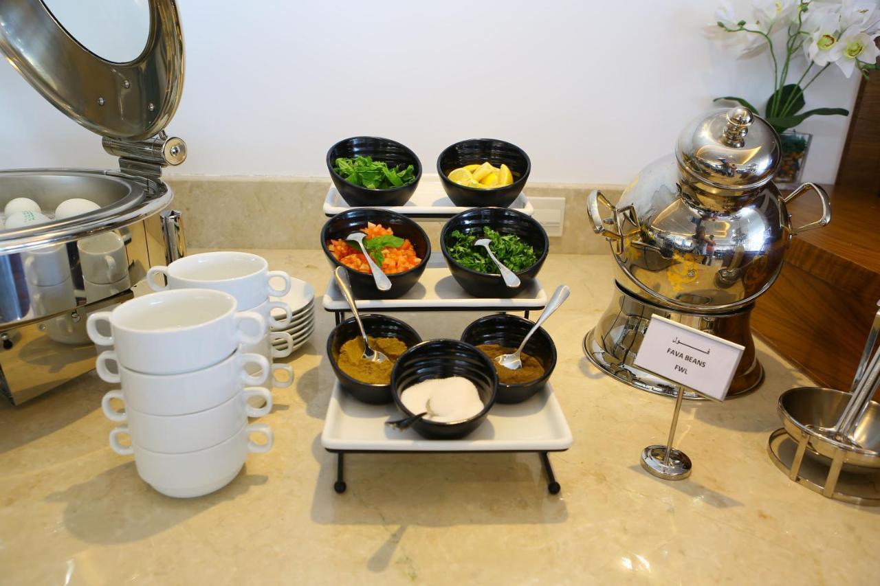 Weekend Hotel Sari Jeddah Exterior photo