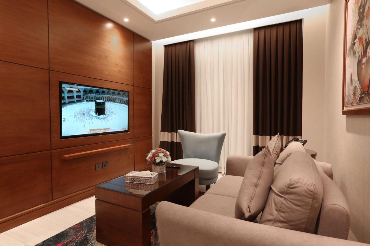 Weekend Hotel Sari Jeddah Exterior photo